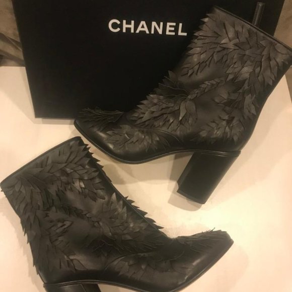 CHANEL 18C Leather Fringe Leaf Detail Ankle Boots Bootie Heels Shoes - Picture 8 of 12